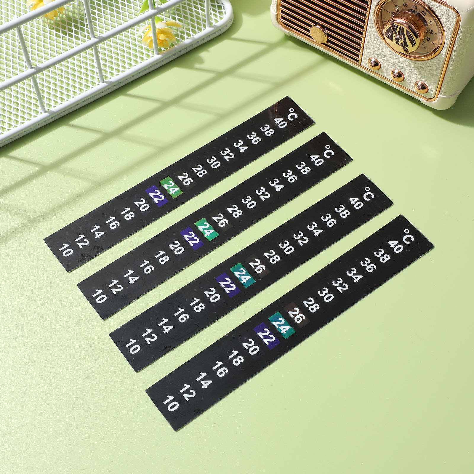 10個入り温度計スティック 伝統的な粘着式 水族館 魚タンク - Temperature Strip Thermometer のレビューと価格