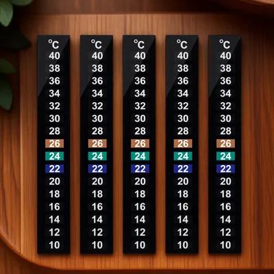 10個入り液晶温度計ストリップ 粘着式 読みやすい 水槽温度 - Temperature Strip Thermometer のレビューと価格