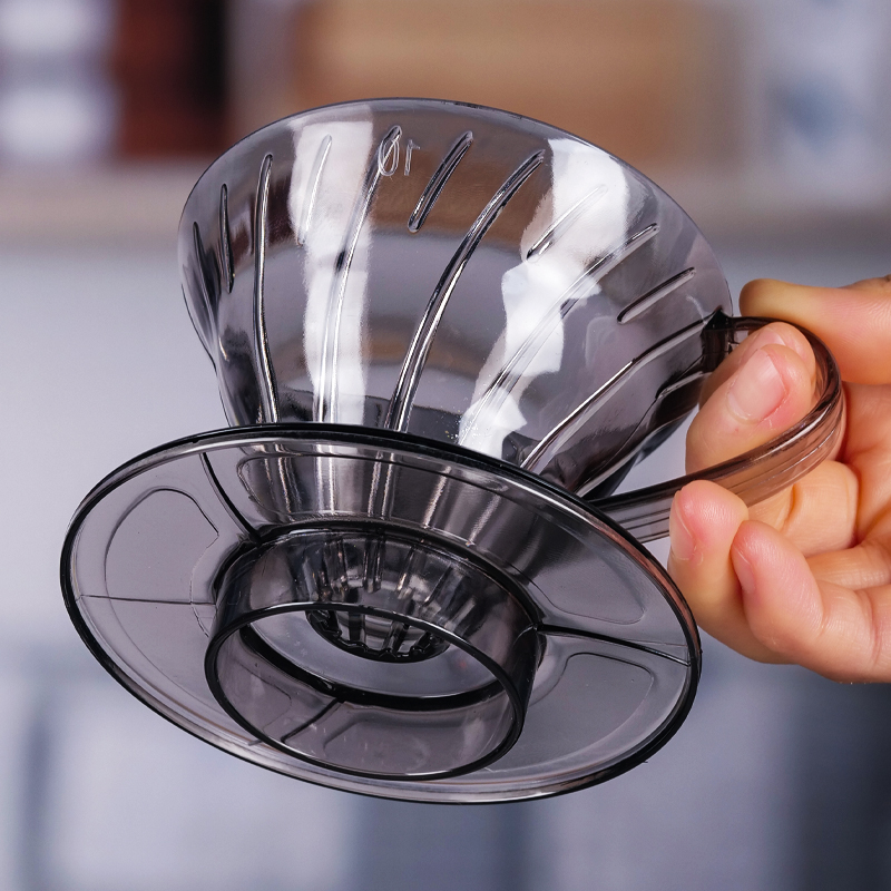 コーヒーフィルター V字型 プラスチック製コーヒードリッパー - Coffee Equipment V60 のレビューと価格